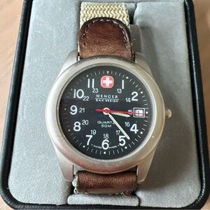 Wenger S.A.K. Design 0605 Field Watch Swiss made Black, Brown and Beige